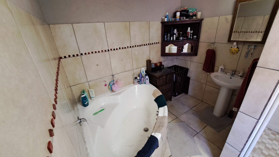 3 Bedroom Property for Sale in Edenburg Free State